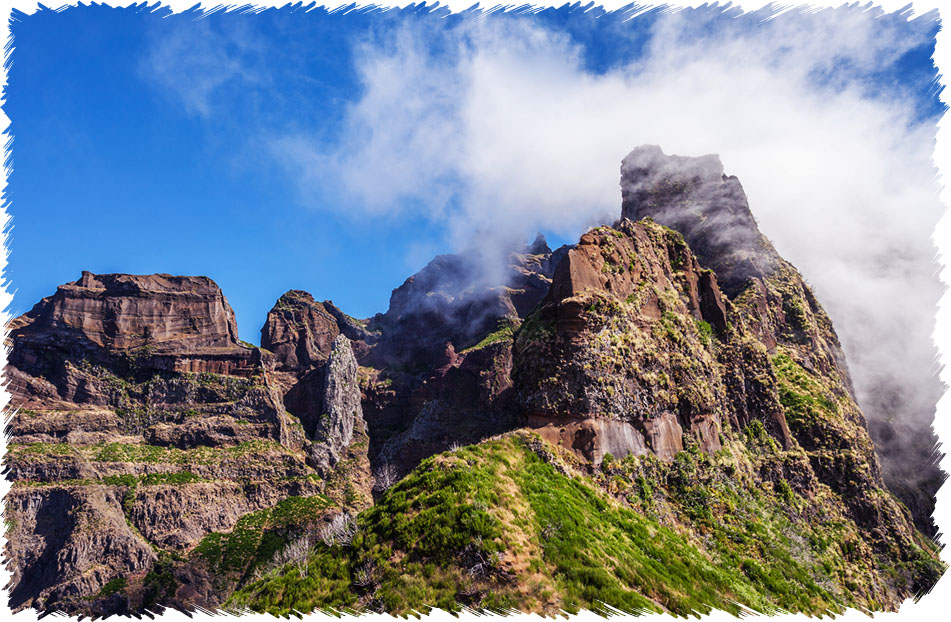 Pico do Arieiro Walk Madeira